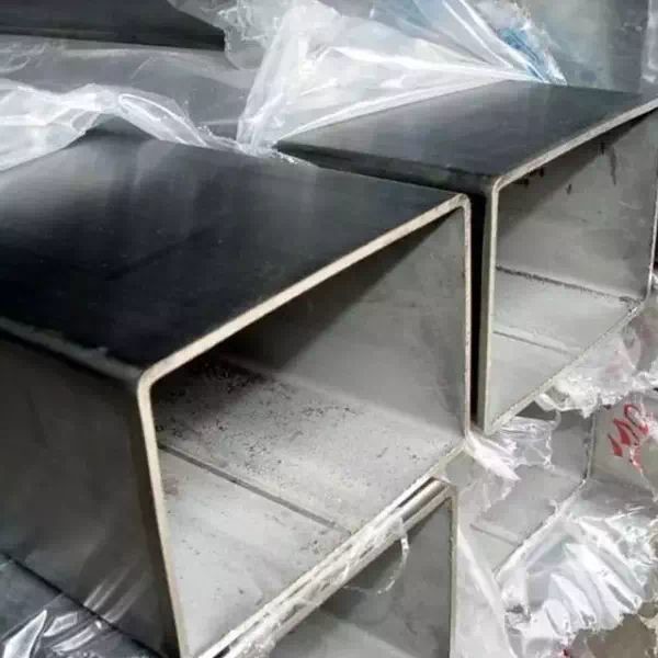 6m Galvanised Steel Square Pipe JIS 40x40 Box Section For Construction